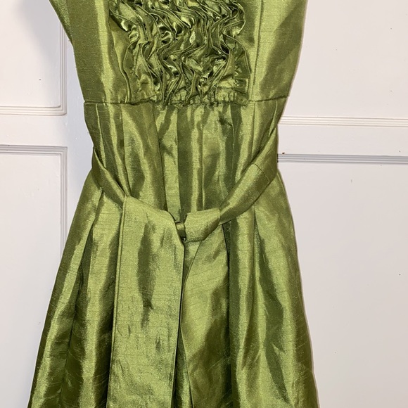 Dress Barn Size 4 Ruffled Green Dress Sleeveless - Picture 7 of 11